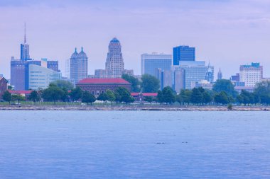 Buffalo Niagara nehrin karşısındaki Panoraması