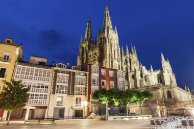 Burgos Katedrali Plaza de San Fernando üzerinde
