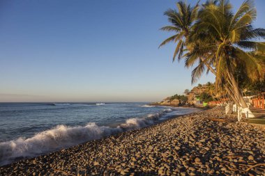 Salvador 'daki El Tunco Plajı. El Tunco, El Salvador.