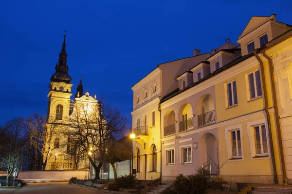 Sanctuary of Our Lady of Dzikow in Tarnobrzeg — Stock Photo, Image