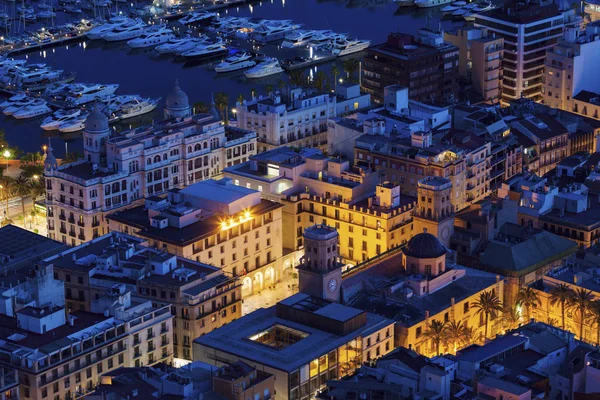 Alicante Rådhus og gamle bydel - Stock-foto