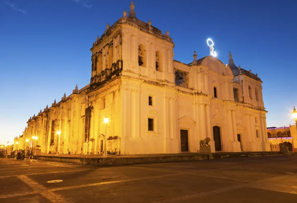 Catedral de Nuestra Señora de la Gracia en León, Nicaragua —  Fotos de Stock