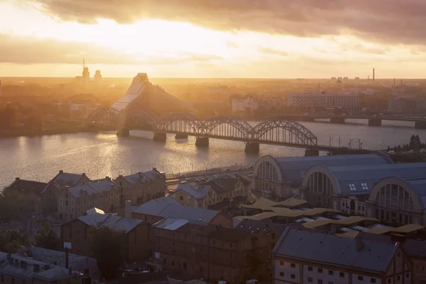 Panorama z Rigy při západu slunce — Stock fotografie