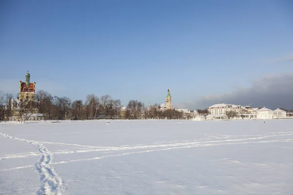 Snö på stranden i Sopot — Stockfoto