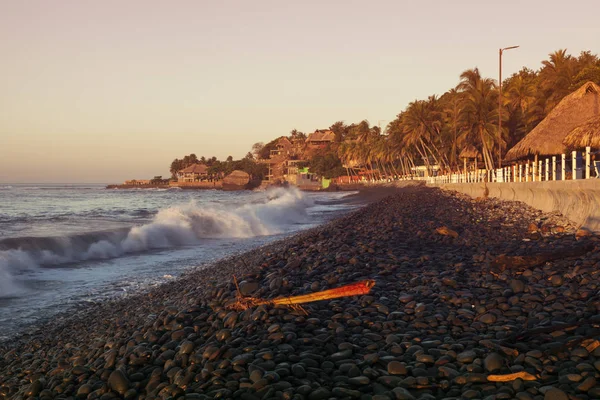 Pláž El Tunco v Salvadoru — Stock fotografie