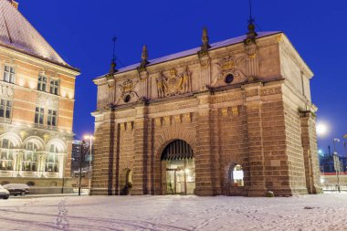 Upland Gate Gdansk geceleri
