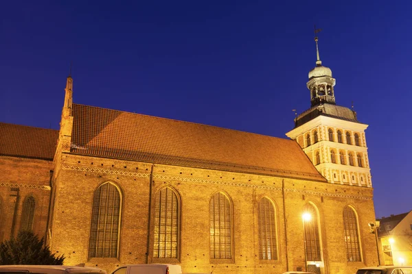 Nykarleby kyrka i Gdansk på natten — Stockfoto