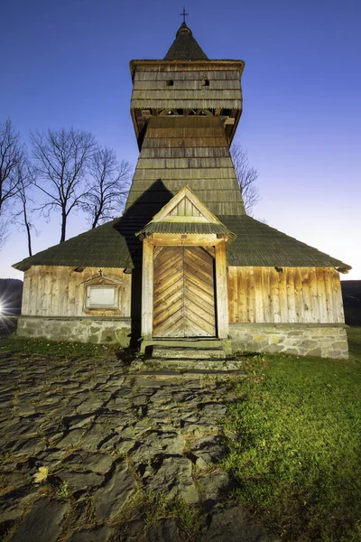 Drewniany kościół św. Marcina w Grywaldzie — Zdjęcie stockowe