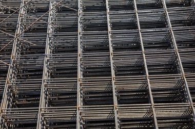 Beton zemin ve beton yüzeyi güçlendirmek için metal ağ