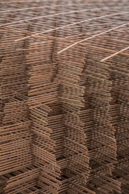 Beton zemin ve beton yüzeyi güçlendirmek için metal ağ