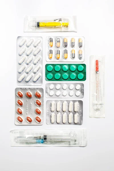 Seringa Injeção Termômetro Várias Pílulas Doenças — Fotografia de Stock