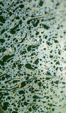 Sabun köpüğü soyutlaması hareket ve farklı renklerle çok yakın