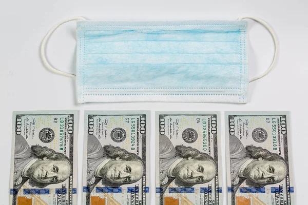 Orvosi Maszk Vírusfertőzés Során Világjárvány Karantén Nagy Pénzt Jeleként Egészségügyi — Stock Fotó