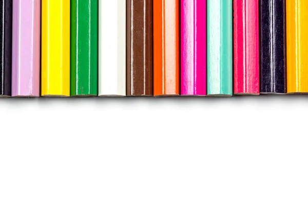 Цветные Деревянные Заточенные Карандаши Офиса Школы Белом Фоне — стоковое фото