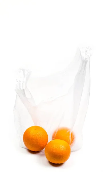 Naranjas Frescas Una Bolsa Plástico Transparente Después Comprar Una Tienda —  Fotos de Stock