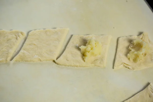 Aluat Proaspăt Făină Pentru Prepararea Pizza Găluște — Fotografie, imagine de stoc