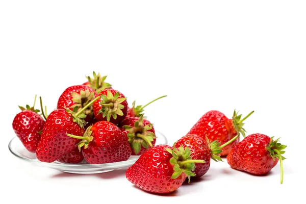 Reife Erdbeeren Auf Weißem Hintergrund Schließen — Stockfoto