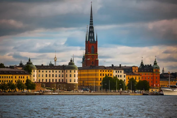 Cidade velha Gamla Stan na cidade de Estocolmo, Suécia — Fotografia de Stock