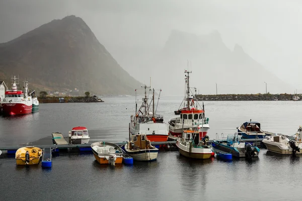Statków rybackich w Senja, Norwegia — Zdjęcie stockowe