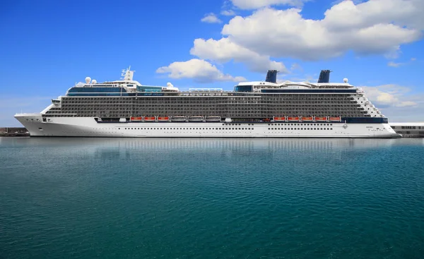 Luxe Cruiseschip Haven Zonnige Dag — Stockfoto