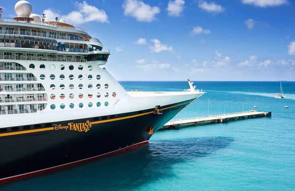 Thomas Virgin Islands March 2019 Cruise Ship Disney Fantasy Docked — Stock Photo, Image