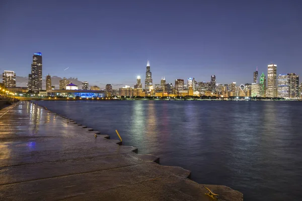 Chicago Manzarası Gece — Stok fotoğraf