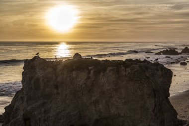 Sarı Sunset Beach