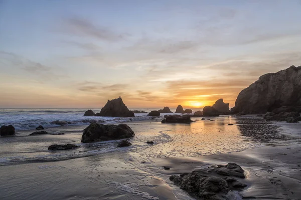 Günbatımı El Matador Beach, California
