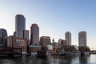 Boston Limanı 'ndan güzel bir manzara