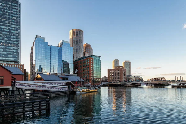 Een Prachtig Uitzicht Vanaf Boston Harbor — Stockfoto