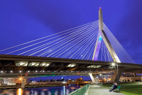 Leonard P. Zakim Bunker Hill Anıt Köprüsü, Boston, Massachusetts