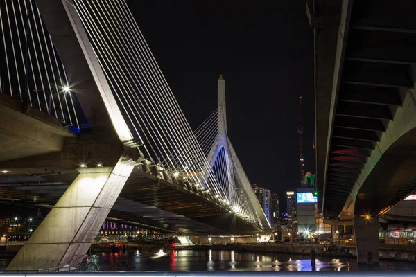 Leonard Zakim Bunker Hill Emlékhíd Boston Massachusetts — Stock Fotó