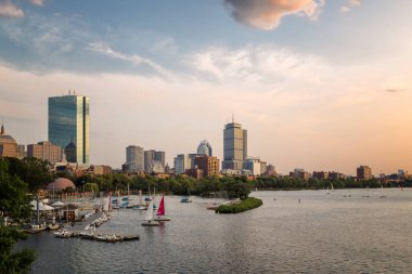 Boston 'da Yaz Günü Günbatımı