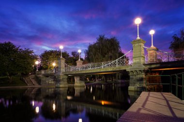 Boston Halk Bahçesinde Rüya Günbatımı