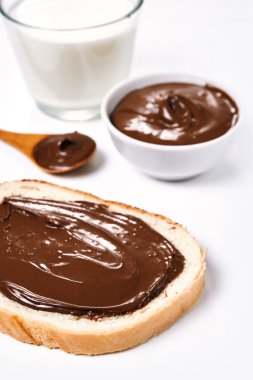 Spread fındık ile tost 