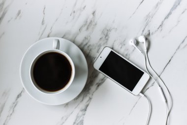 kahve ve telefon
