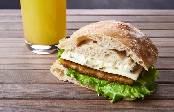 Burger with fish fillet — Stock Photo, Image