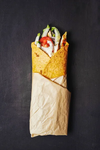 Sjaal sandwich met kip — Stockfoto