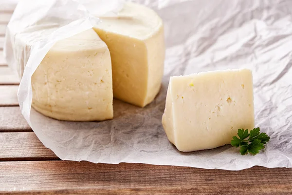 Fresh cheese wuth parsley — Stock Photo, Image