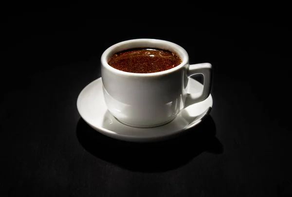 Tasse schwarzen Kaffee — Stockfoto