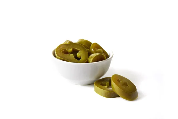 Marynowane jalapenos w misce — Zdjęcie stockowe