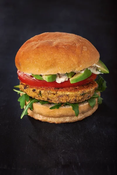 Veggie chickpie burger — Stock Photo, Image