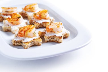 karides ile meze kanepe