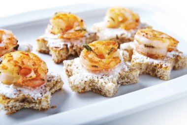 karides ile meze kanepe