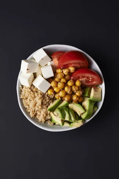 Tazón de verduras con quinua — Foto de Stock