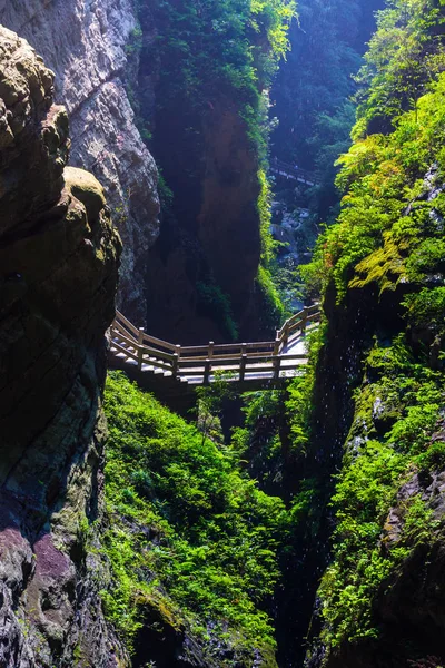 Longshuixia Fissure Gorge — Stock Photo, Image