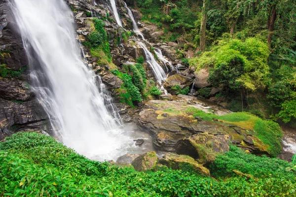 Wachirathan waterfall, Chiang Mai, Thailand — Stock Photo, Image