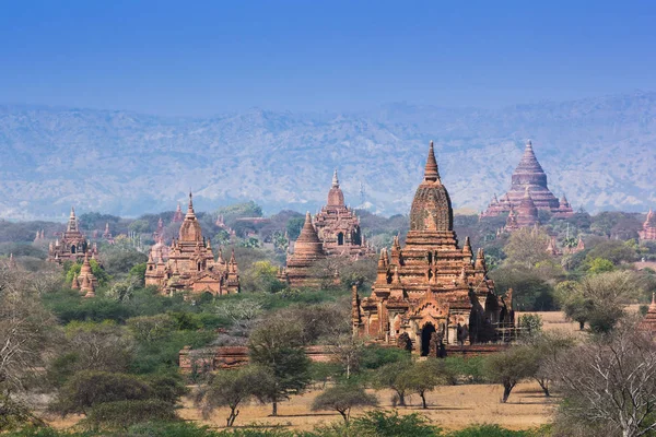 Храми в Баган, Земля Pagoda, М'янма — стокове фото