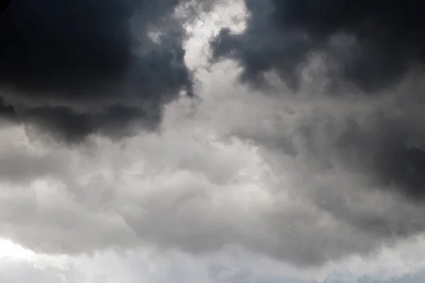 Réteg eső felhő kontraszt háttér — Stock Fotó