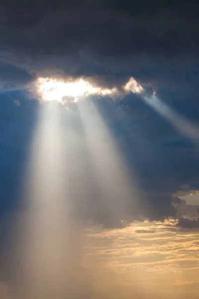 Sun ray light through down — Stock Photo, Image